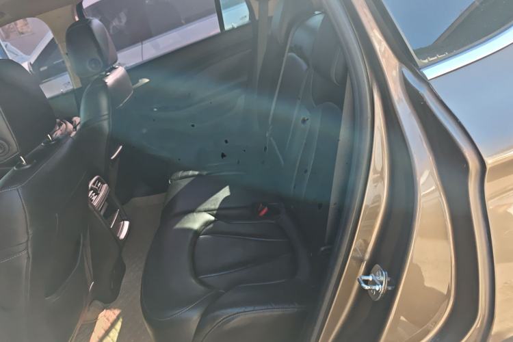 Used Buick Envision 2016 20T Two-Wheel-Drive Elite Model Left Rear Seat