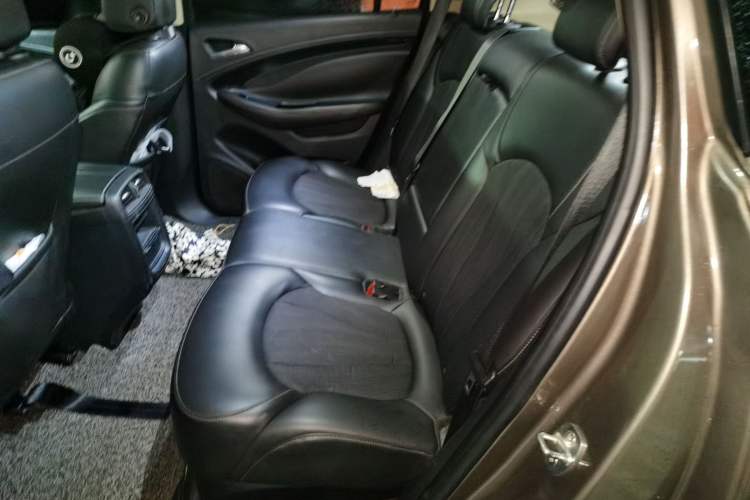 Used Buick Envision 2016 20T Two-Wheel Drive Leading Version Left Rear Seat