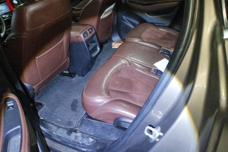 Used Buick Envision 2016 28T Four-Wheel Drive Elite Version Left Rear Seat