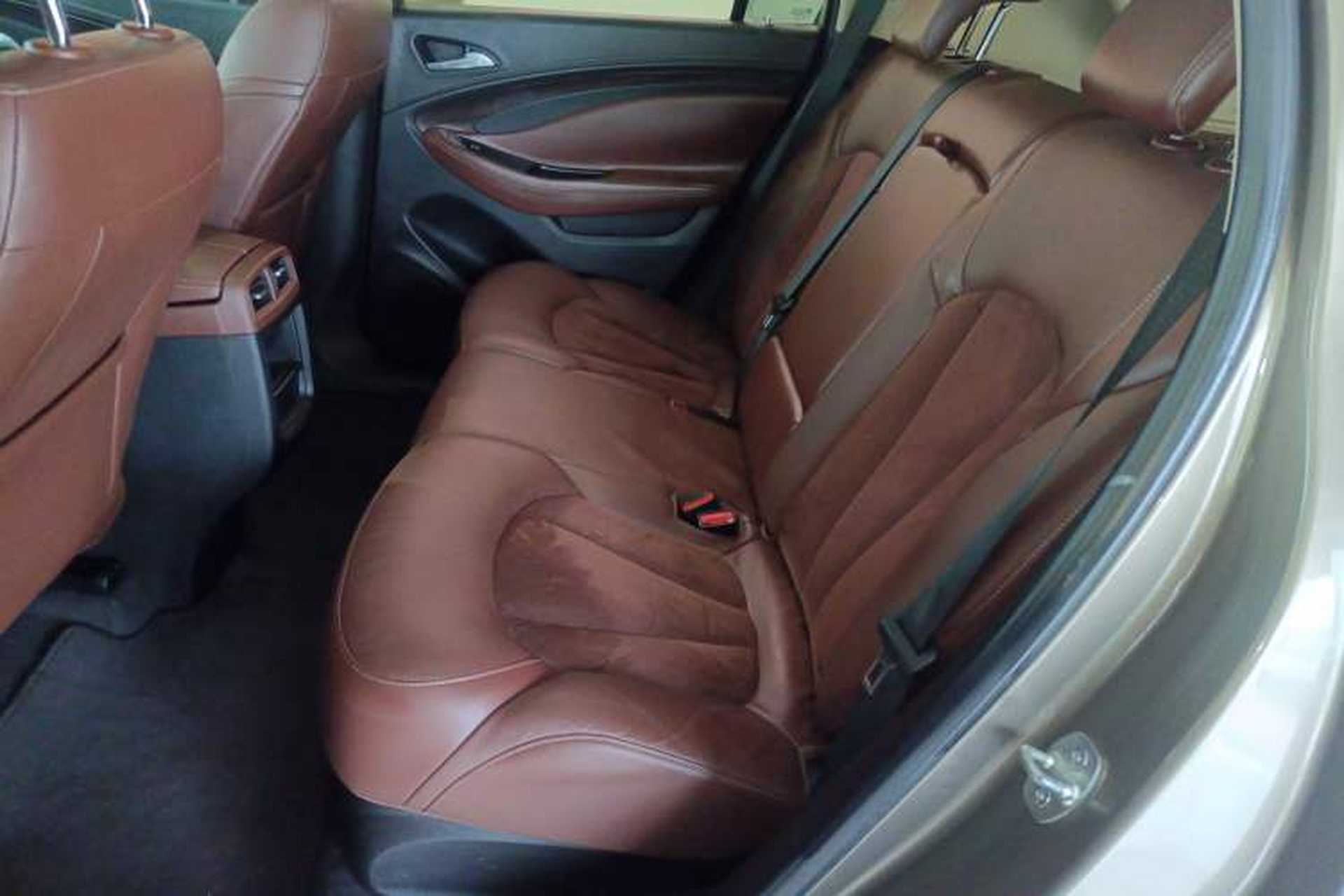 Used Buick Envision 2016 20T Two-Wheel-Drive Elite Model Left Rear Seat