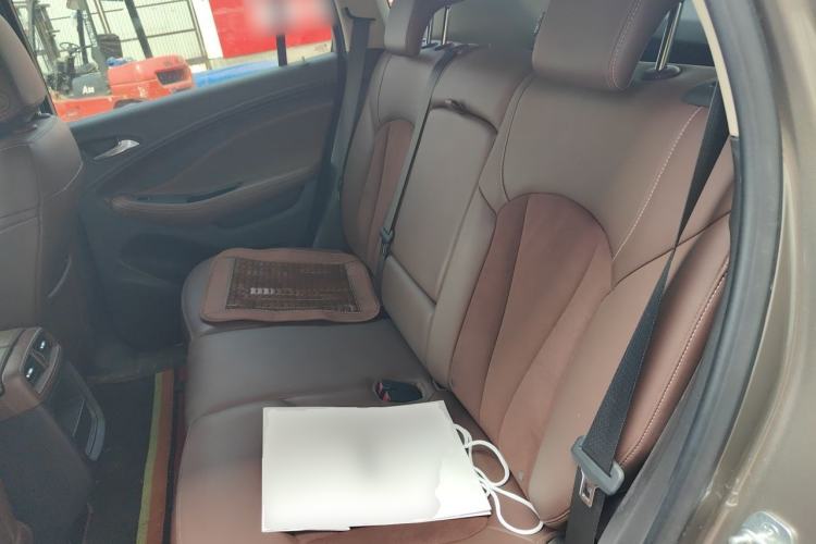 Used Buick Envision 2016 20T Two-Wheel-Drive Elite Model Left Rear Seat