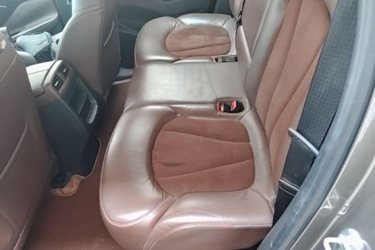 Used Buick Envision 2016 20T Two-Wheel-Drive Elite Model Left Rear Seat