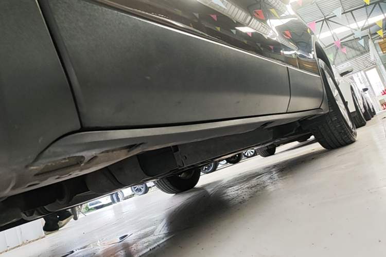 Used Buick Envision 2016 28T Four-Wheel Drive Elite Version Left Side Sill