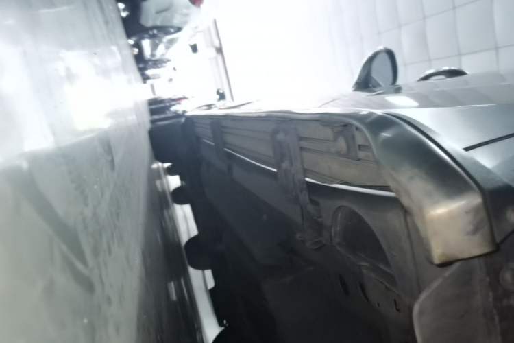 Used Buick Envision 2016 28T Four-Wheel Drive Elite Version Left Side Sill