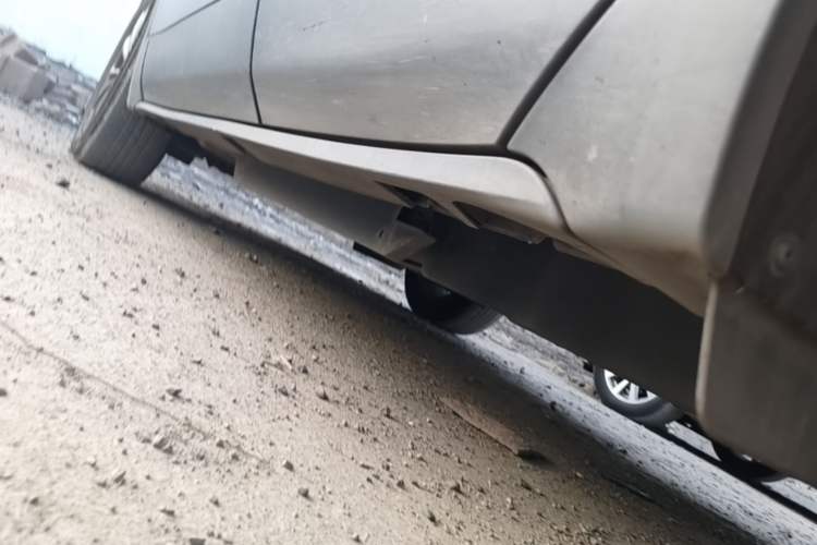 Used Buick Envision 2016 28T Four-Wheel Drive Elite Version Left Side Sill
