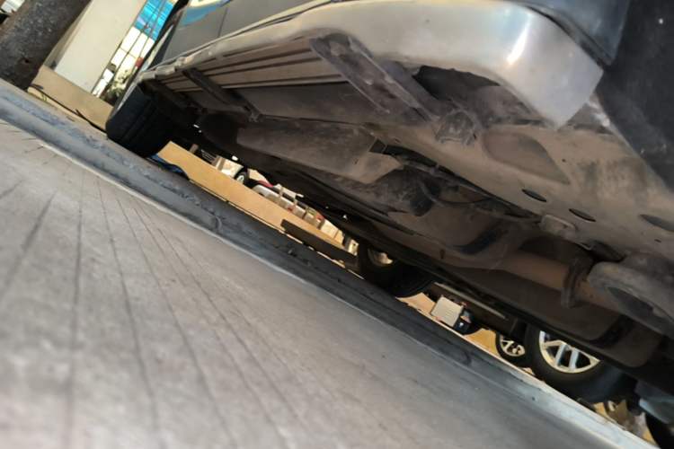 Used Buick Envision 2016 20T Two-Wheel-Drive Elite Model Left Side Sill