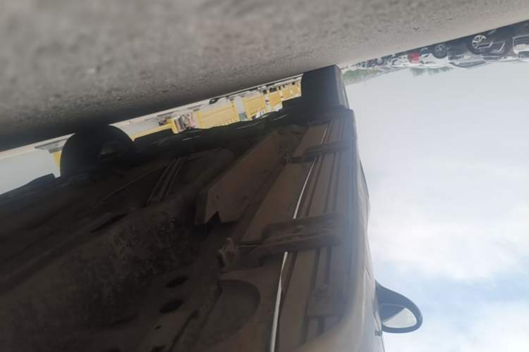 Used Buick Envision 2016 20T Two-Wheel-Drive Elite Model Left Side Sill