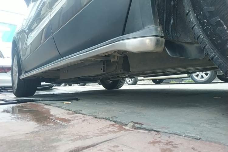 Used Buick Envision 2016 28T Four-Wheel Drive Elite Version Left Side Sill