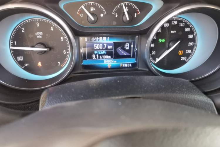 Used Buick Envision 2016 20T Two-Wheel Drive Leading Version Odometer Close Up