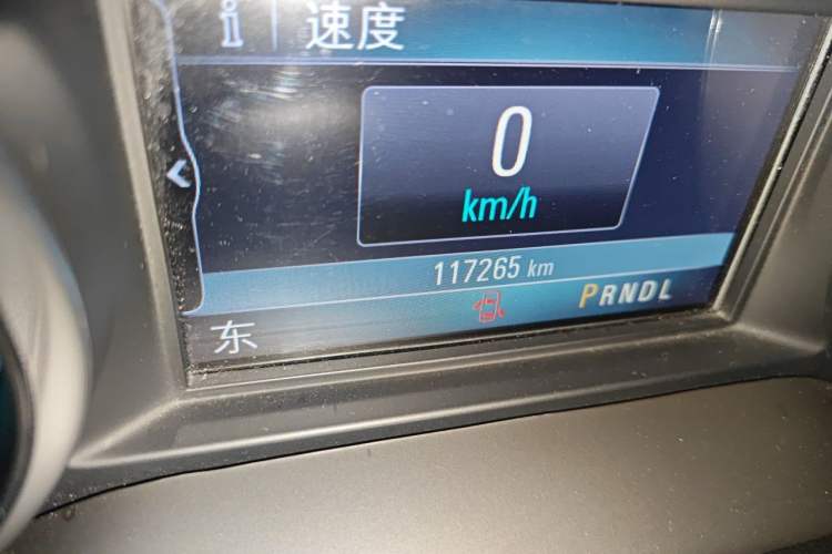 Used Buick Envision 2016 28T Four-Wheel Drive Luxury Model Odometer Close Up