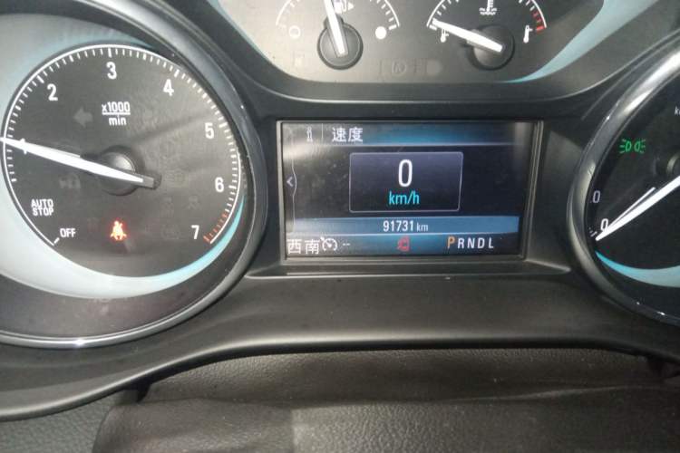 Used Buick Envision 2016 20T Four-Wheel Drive Elite Model Odometer Close Up