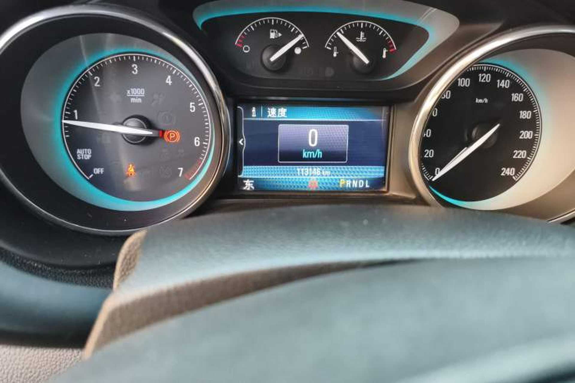 Used Buick Envision 2016 28T Four-Wheel Drive Elite Version Odometer Close Up