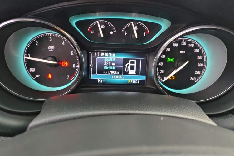 Used Buick Envision 2016 20T Two-Wheel Drive Leading Version Odometer Close Up