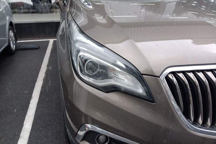 Used Buick Envision 2016 20T Two-Wheel Drive Leading Version Right Front Headlight