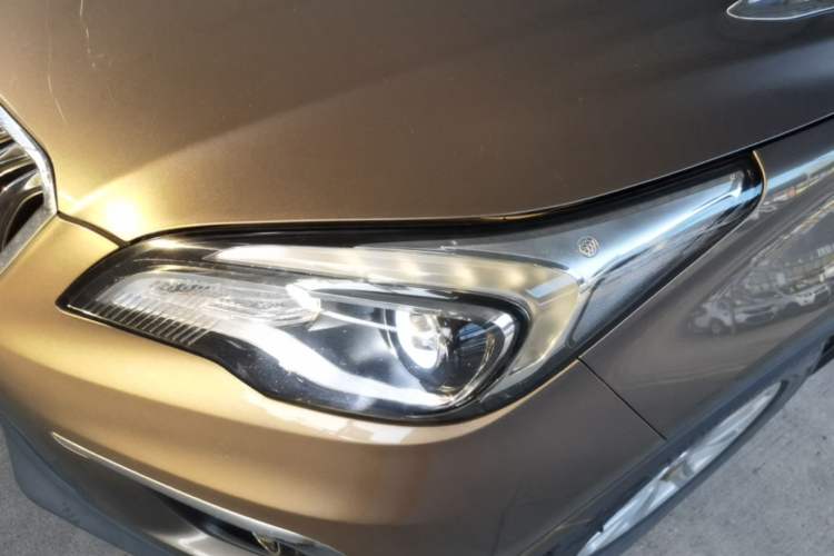 Used Buick Envision 2016 20T Two-Wheel Drive Leading Version Right Front Headlight
