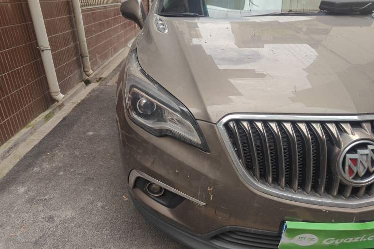 Used Buick Envision 2016 20T Two-Wheel-Drive Elite Model Right Front Headlight