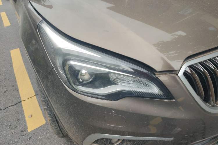 Used Buick Envision 2016 28T All-Wheel-Drive All-Terrain Sport Flagship Edition Right Front Headlight