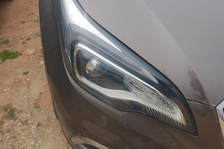 Used Buick Envision 2016 20T Two-Wheel Drive Leading Version Right Front Headlight