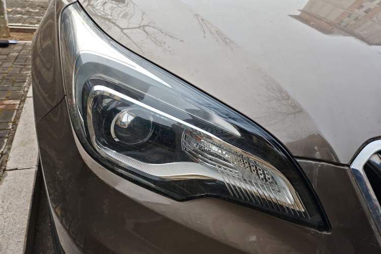 Used Buick Envision 2016 20T Two-Wheel-Drive Elite Model Right Front Headlight