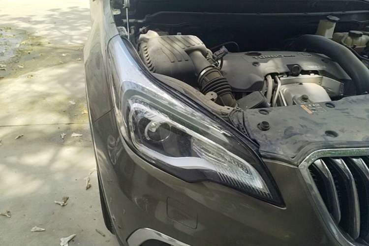 Used Buick Envision 2016 28T Four-Wheel Drive Elite Version Right Front Headlight