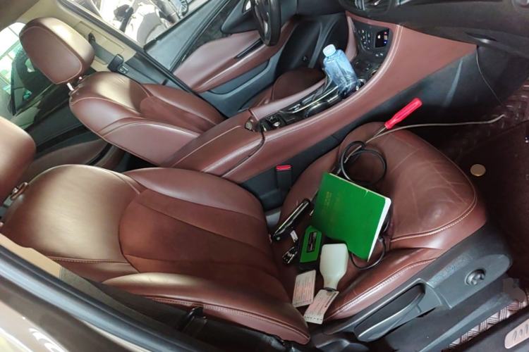 Used Buick Envision 2016 28T Four-Wheel Drive Elite Version Right Front Seat