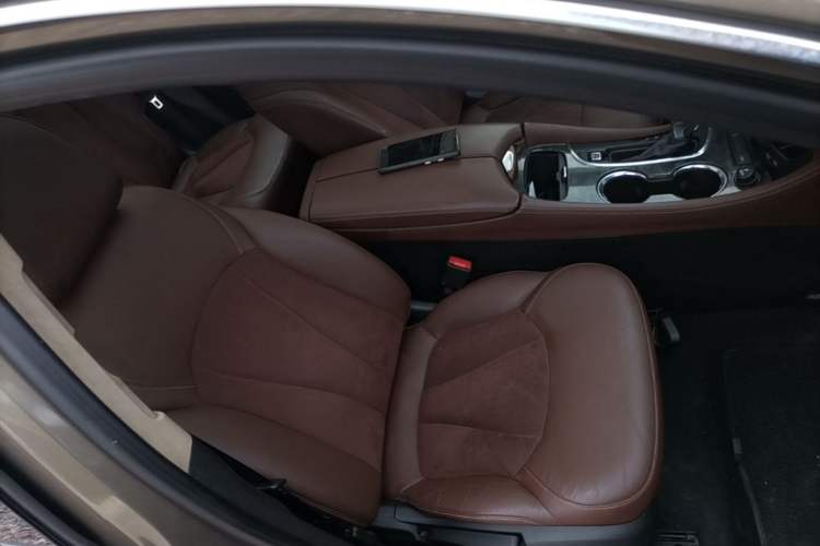 Used Buick Envision 2016 28T Four-Wheel Drive Elite Version Right Front Seat