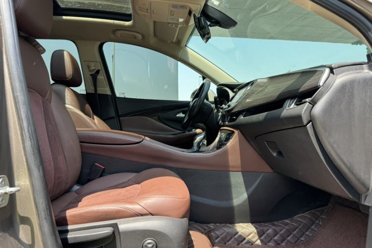 Used Buick Envision 2016 20T Two-Wheel-Drive Elite Model Right Front Seat