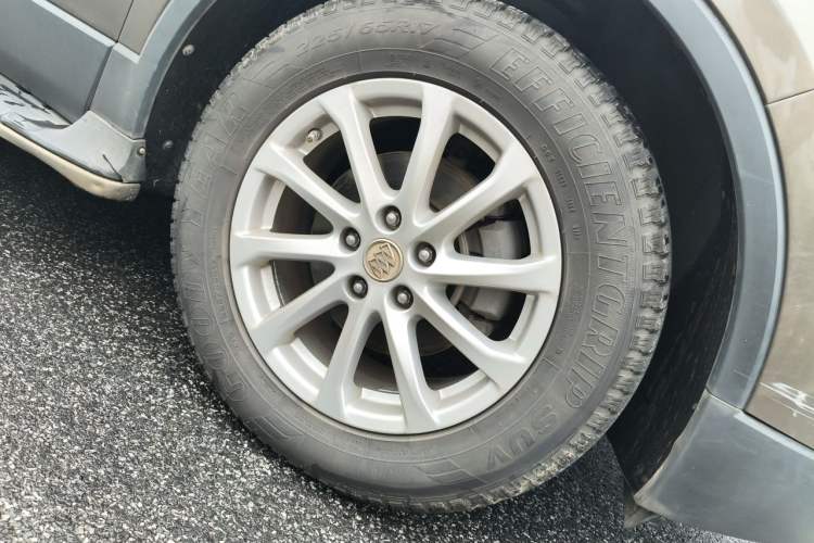 Used Buick Envision 2016 20T Two-Wheel Drive Leading Version Right Front Wheel Hub