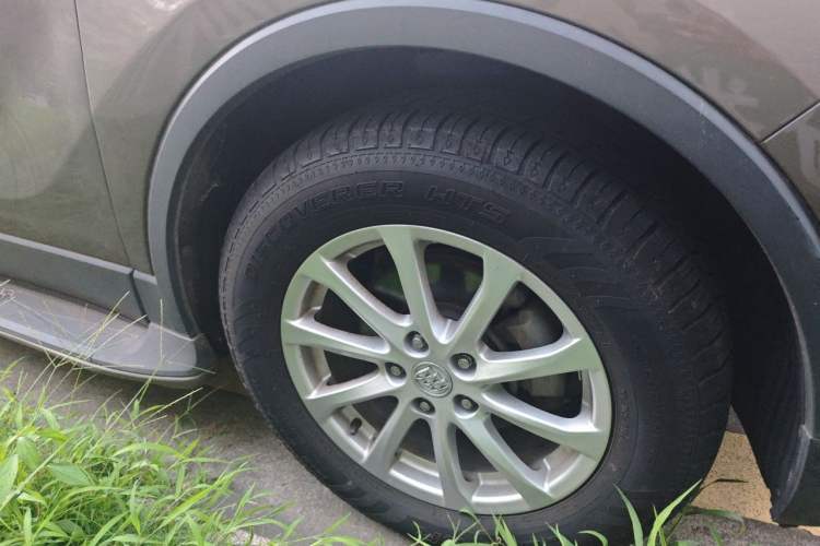 Used Buick Envision 2016 20T Two-Wheel-Drive Elite Model Right Front Wheel Hub