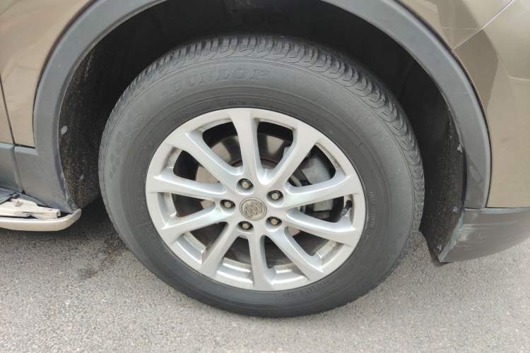 Used Buick Envision 2016 20T Two-Wheel-Drive Elite Model Right Front Wheel Hub