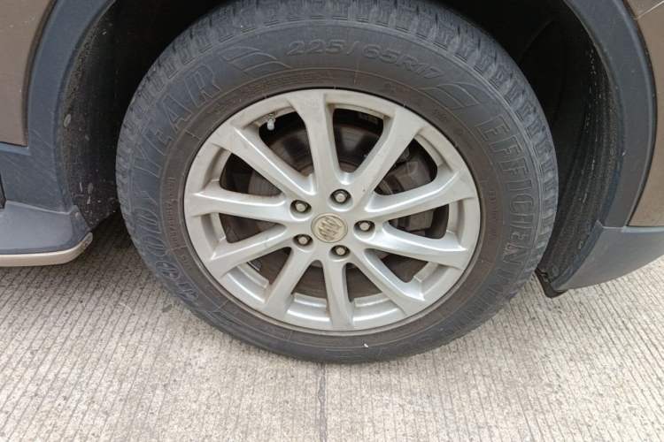 Used Buick Envision 2016 20T Two-Wheel-Drive Elite Model Right Front Wheel Hub