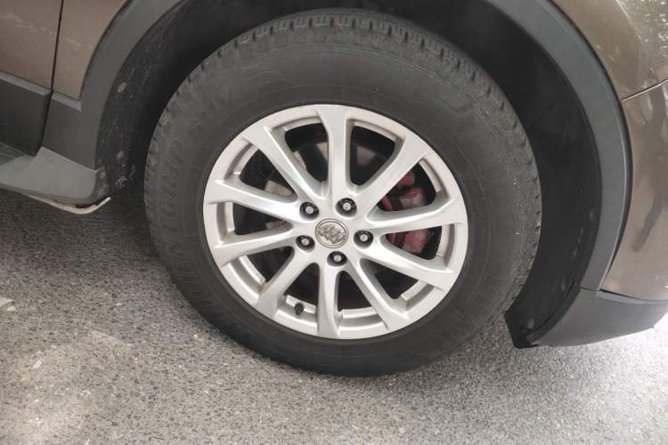 Used Buick Envision 2016 20T Two-Wheel-Drive Elite Model Right Front Wheel Hub