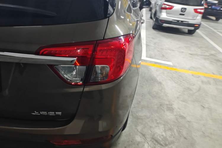 Used Buick Envision 2016 20T Two-Wheel Drive Leading Version Right Rear Taillight