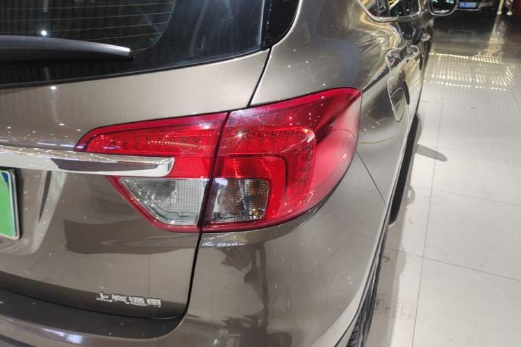 Used Buick Envision 2016 20T Two-Wheel Drive Leading Version Right Rear Taillight