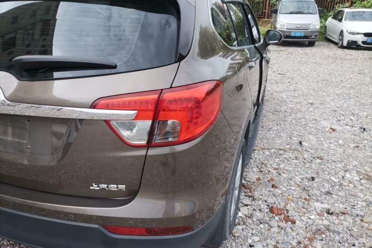 Used Buick Envision 2016 28T Four-Wheel Drive Elite Version Right Rear Taillight