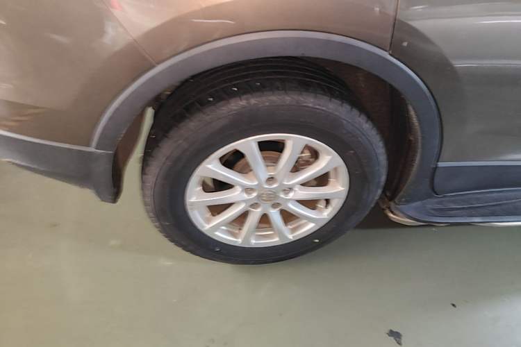 Used Buick Envision 2016 20T Two-Wheel-Drive Elite Model Right Rear Wheel Hub