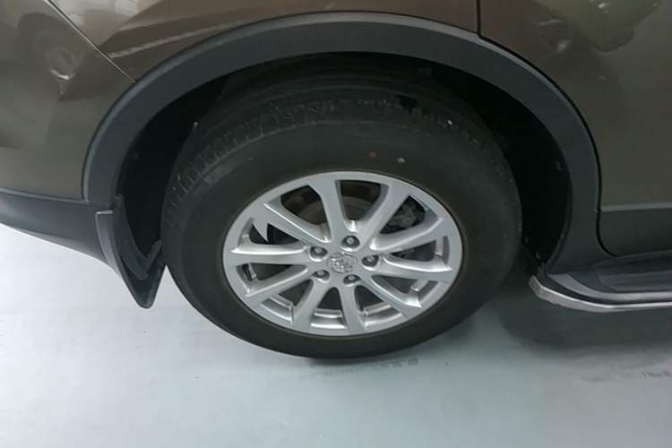 Used Buick Envision 2016 20T Two-Wheel-Drive Elite Model Right Rear Wheel Hub