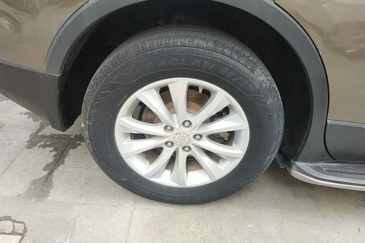Used Buick Envision 2016 28T Four-Wheel Drive Elite Version Right Rear Wheel Hub