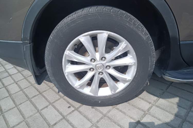 Used Buick Envision 2016 28T Four-Wheel Drive Elite Version Right Rear Wheel Hub