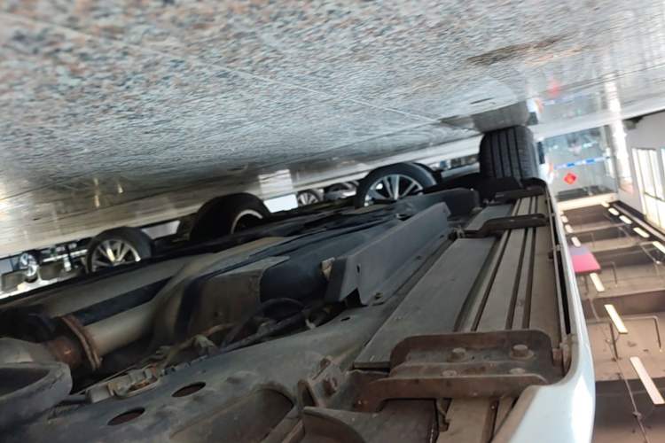 Used Buick Envision 2016 28T Four-Wheel Drive Elite Version Right Side Sill