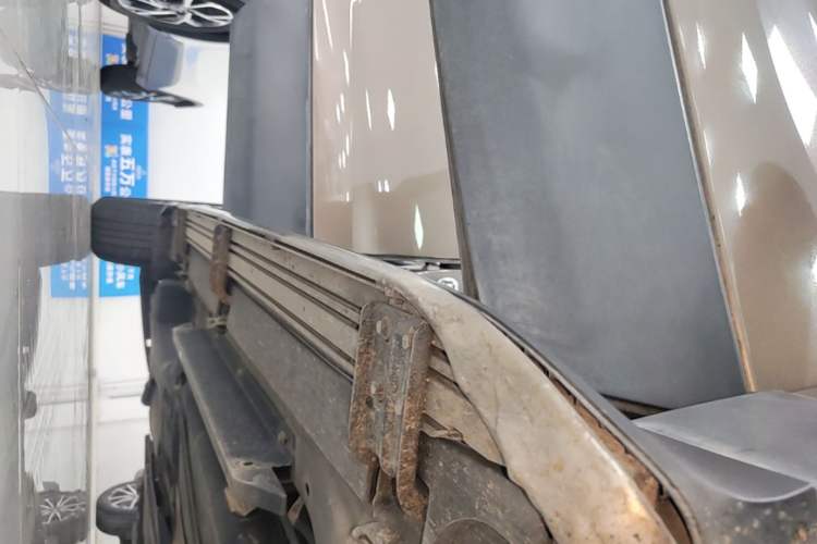 Used Buick Envision 2016 28T Four-Wheel Drive Elite Version Right Side Sill