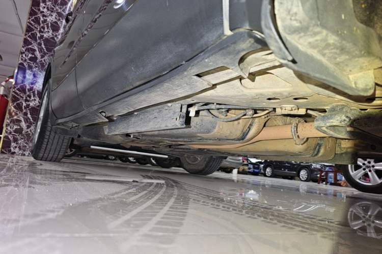 Used Buick Envision 2016 20T Two-Wheel-Drive Elite Model Right Side Sill