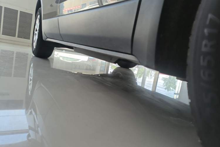 Used Buick Envision 2016 20T Two-Wheel Drive Leading Version Right Side Sill