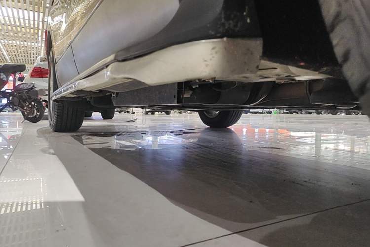 Used Buick Envision 2016 20T Two-Wheel Drive Leading Version Right Side Sill