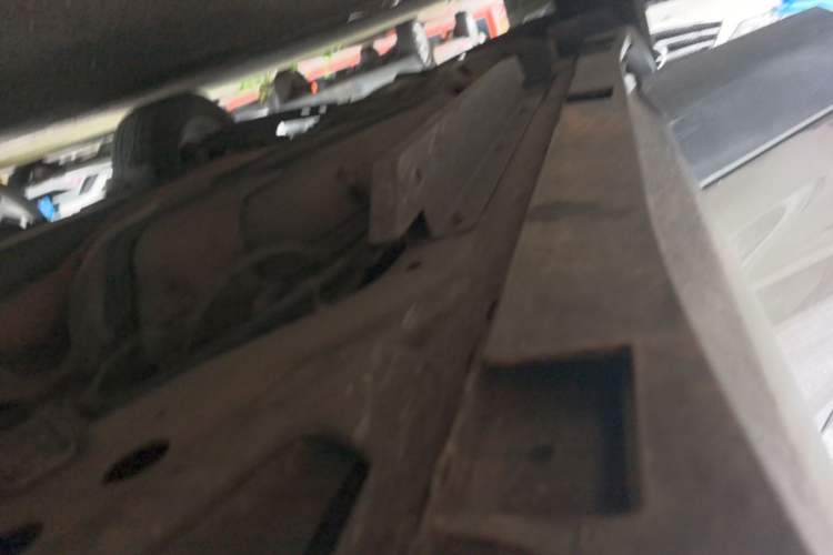 Used Buick Envision 2016 20T Two-Wheel-Drive Elite Model Right Side Sill