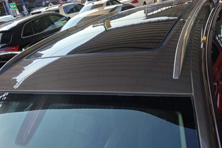Used Buick Envision 2016 20T Two-Wheel-Drive Elite Model Roof