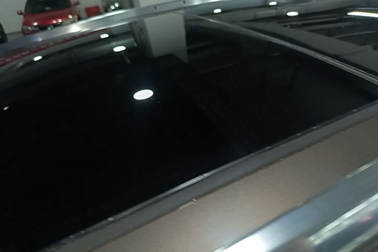 Used Buick Envision 2016 20T Two-Wheel-Drive Elite Model Roof