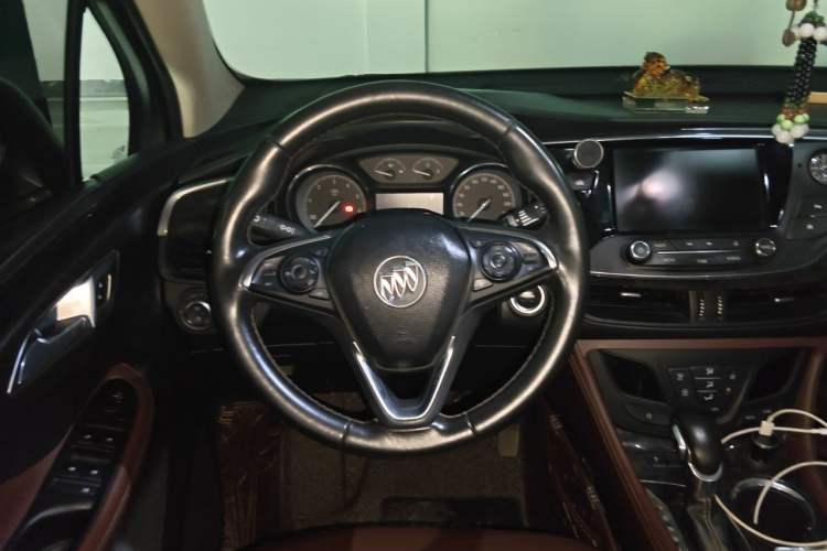 Used Buick Envision 2016 28T Four-Wheel Drive Luxury Model Steering Wheel