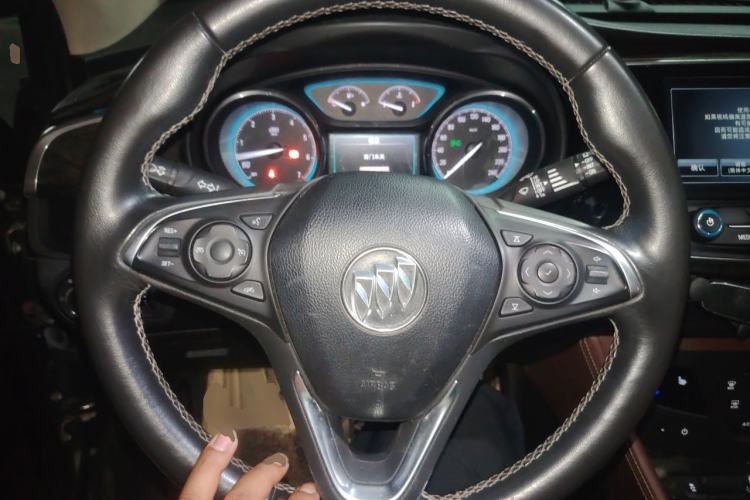 Used Buick Envision 2016 20T Four-Wheel Drive Luxury Model Steering Wheel