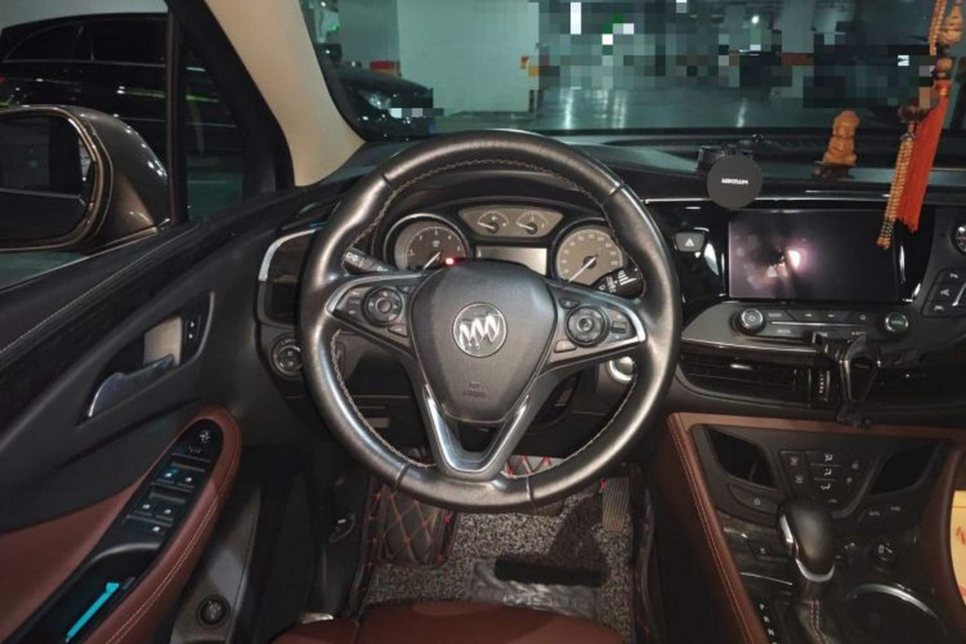 Used Buick Envision 2016 28T Four-Wheel Drive Luxury Model Steering Wheel